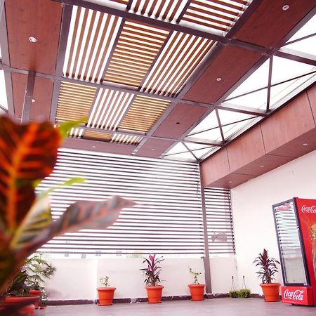 Mancherāl Sunshine Residency酒店 外观 照片